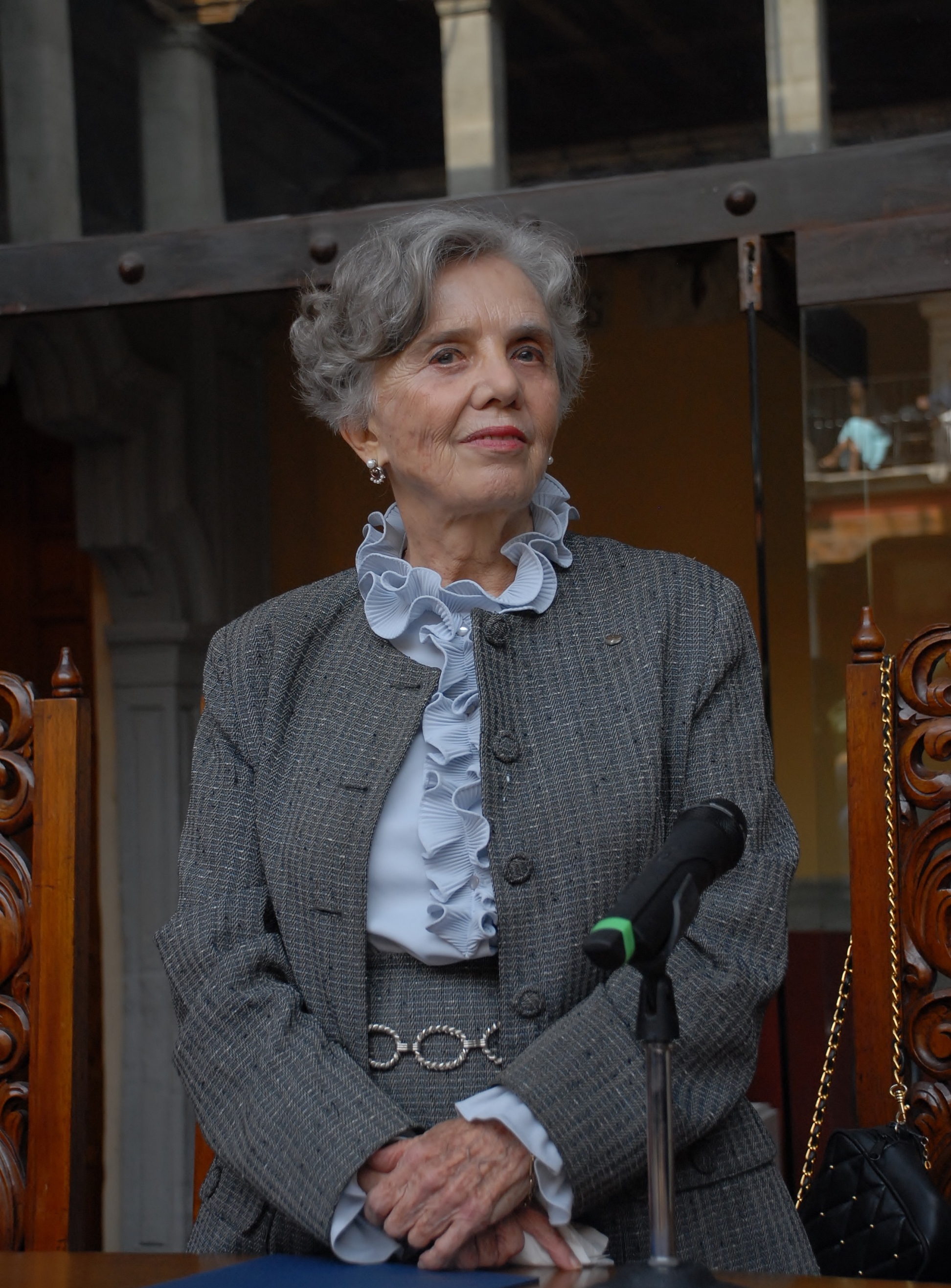 Elena Poniatowksa. Cortesía del Instituto Nacional de Bellas Artes (INBA).
